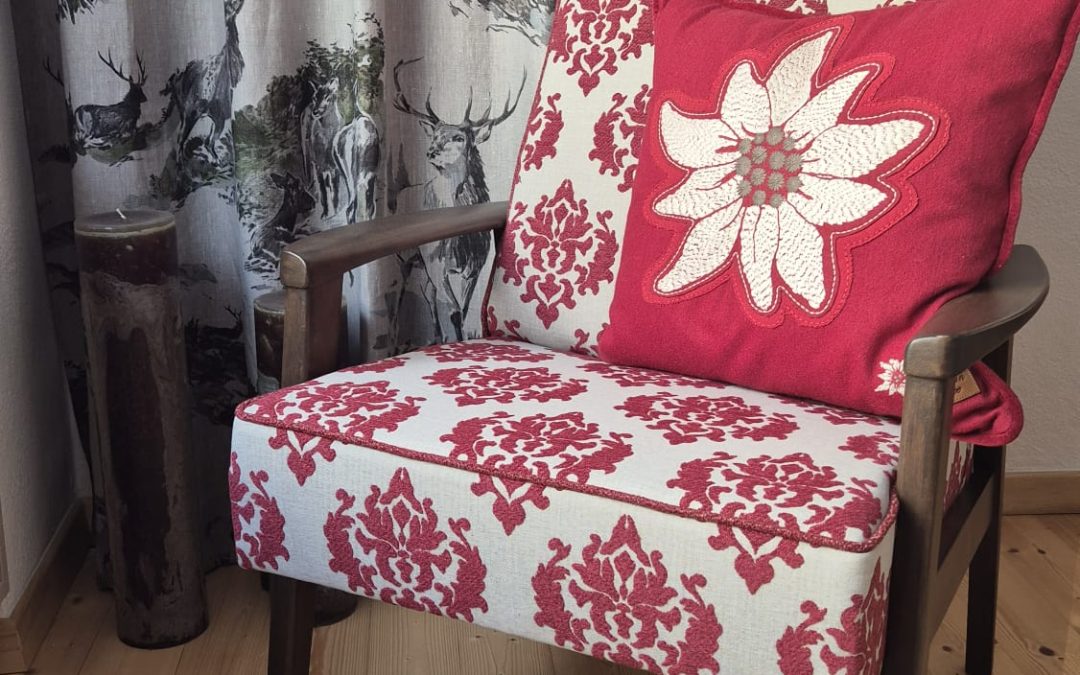 Designsessel – handwerklich neu aufgearbeitet